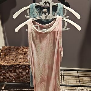 Old Navy Women's Pink Tie-Dye Tank Top